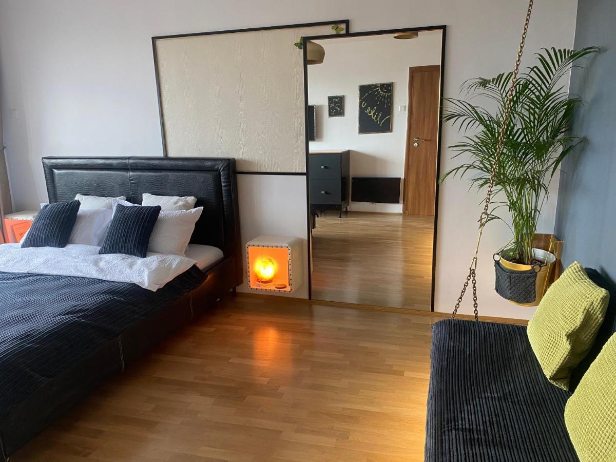 Ferienwohnung Casa S Piata Alba Iulia Bukarest Exterior foto